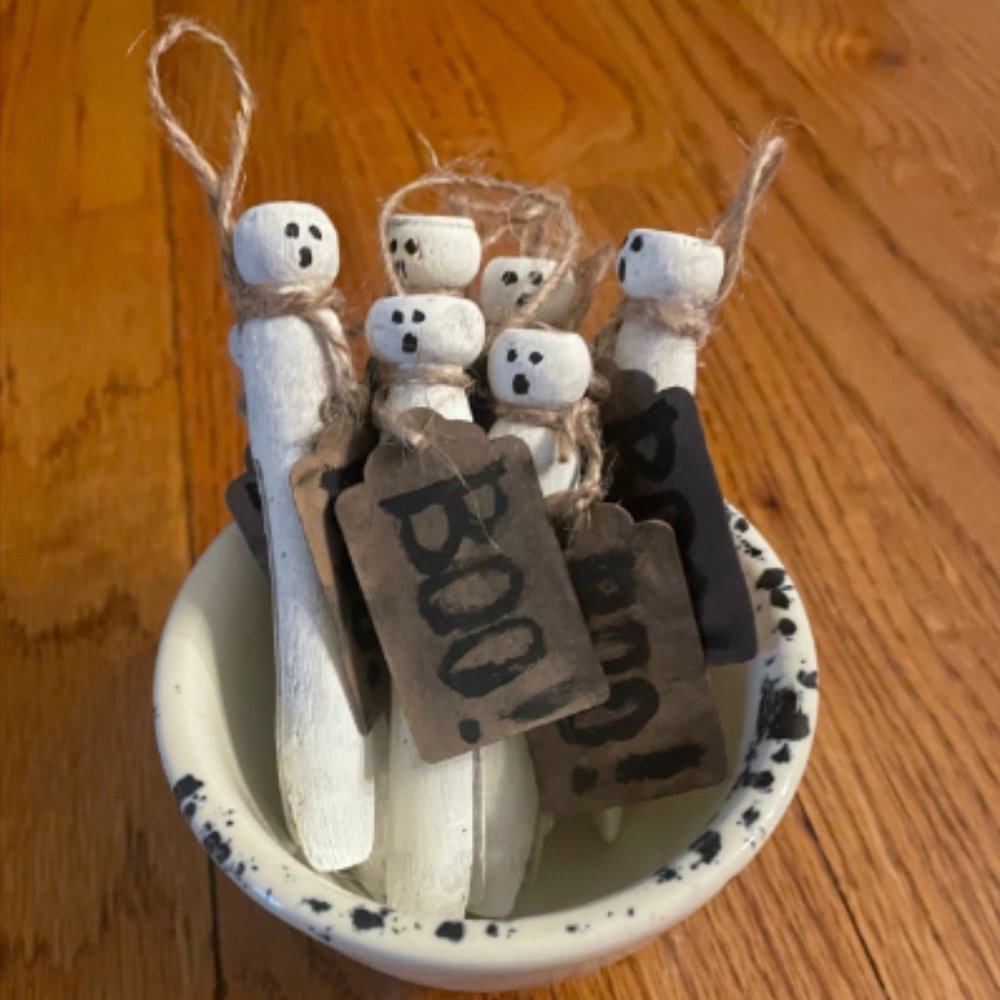 Boo Ghost Vintage Clothespin Ornament